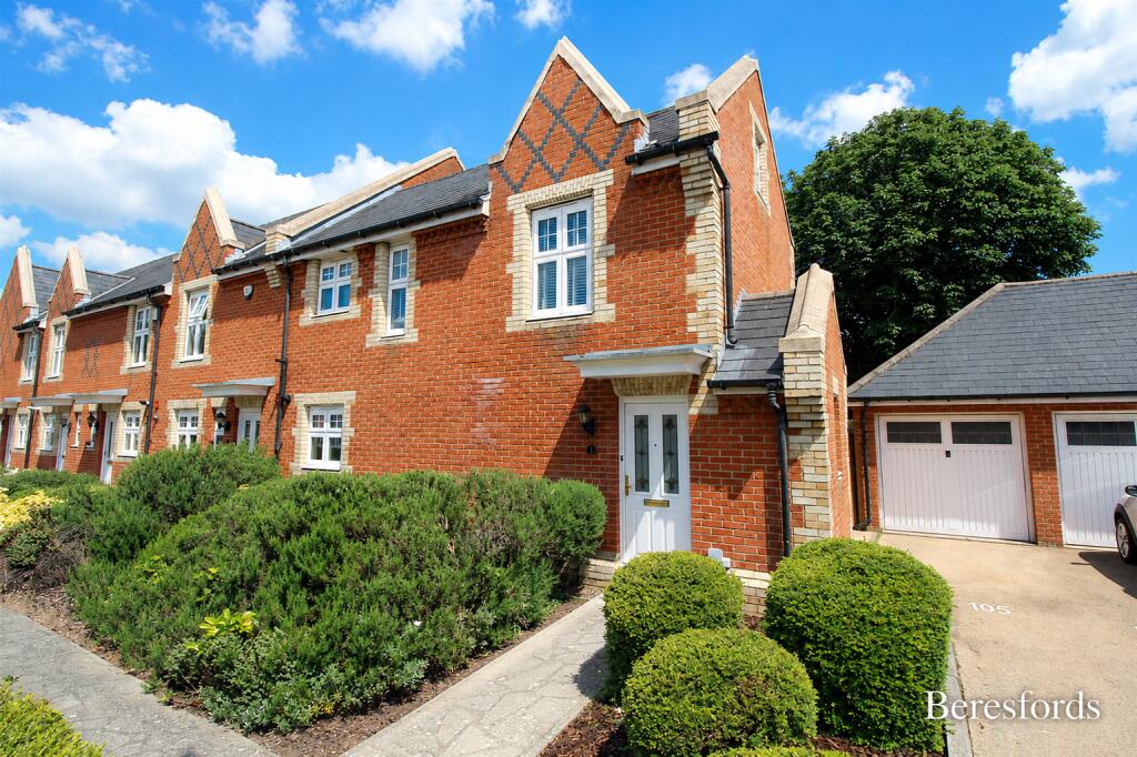 3 bed End of Terrace for rent in Noak Hill. From Beresfords - Billericay