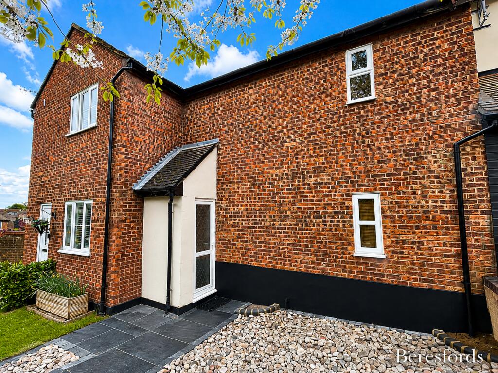 1 bed Mid Terraced House for rent in Billericay. From Beresfords - Billericay 1 bed Mid Terraced House for rent in Billericay. From Beresfords - Billericay