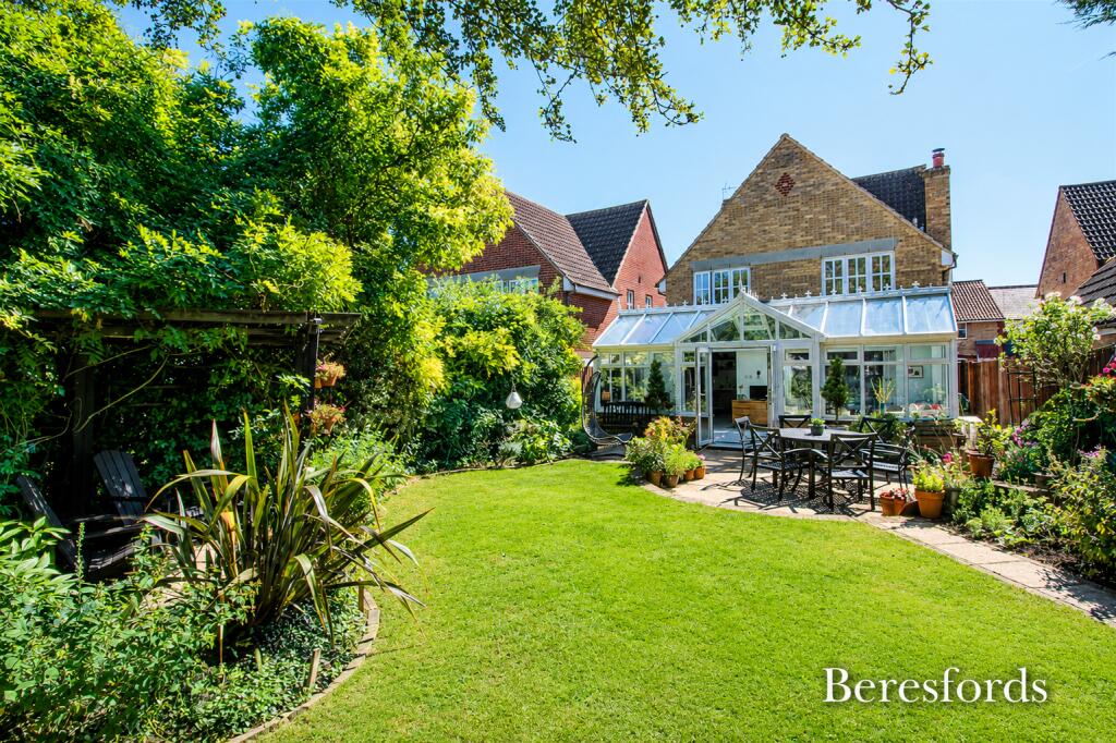 4 bed Detached for rent in Basildon. From Beresfords - Billericay 4 bed Detached for rent in Basildon. From Beresfords - Billericay