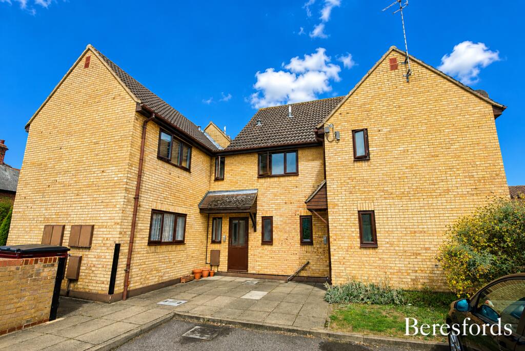 4 bed Studio for rent in Chelmsford. From Beresfords Lettings - Chelmsford 4 bed Studio for rent in Chelmsford. From Beresfords Lettings - Chelmsford