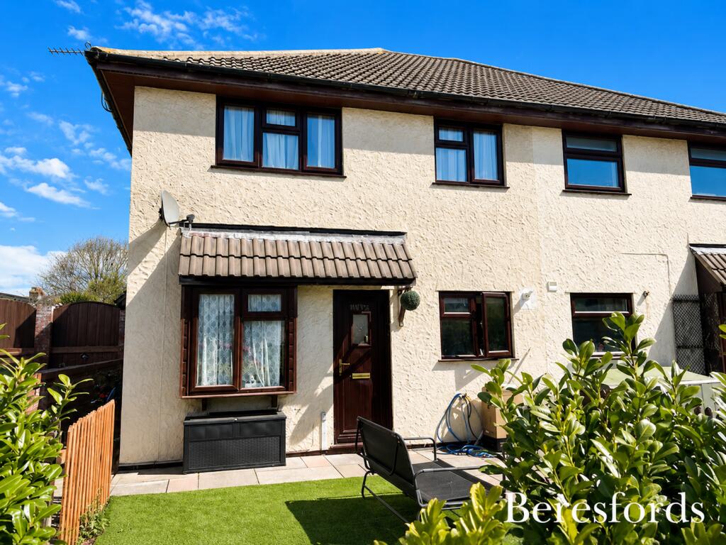 2 bed Mid Terraced House for rent in Colchester. From Beresfords - Colchester