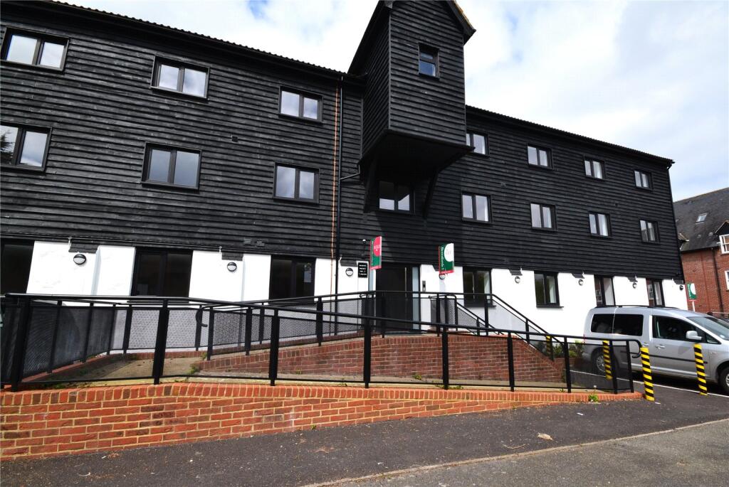 1 bed Apartment for rent in Great Dunmow. From Beresfords - Dunmow