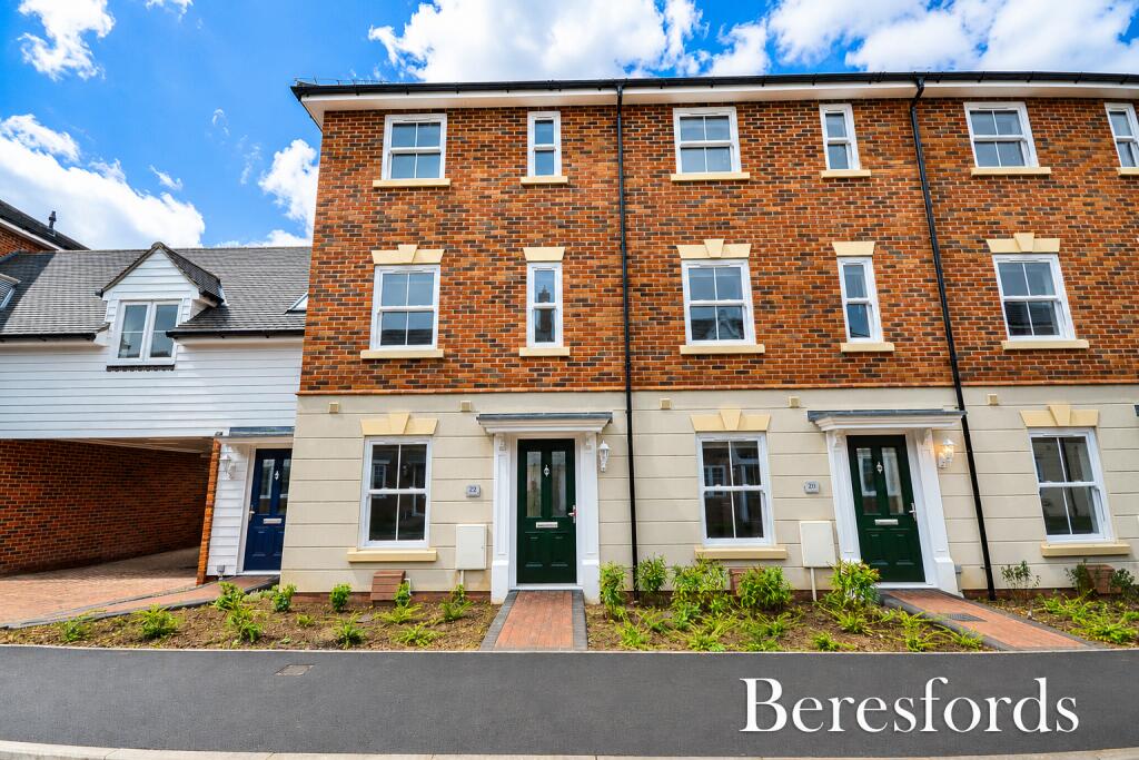 3 bed Mid Terraced House for rent in Great Dunmow. From Beresfords - Dunmow