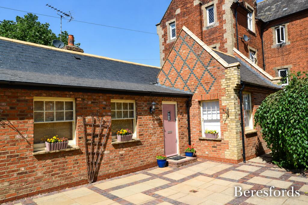 3 bed End of Terrace for rent in Great Dunmow. From Beresfords - Dunmow