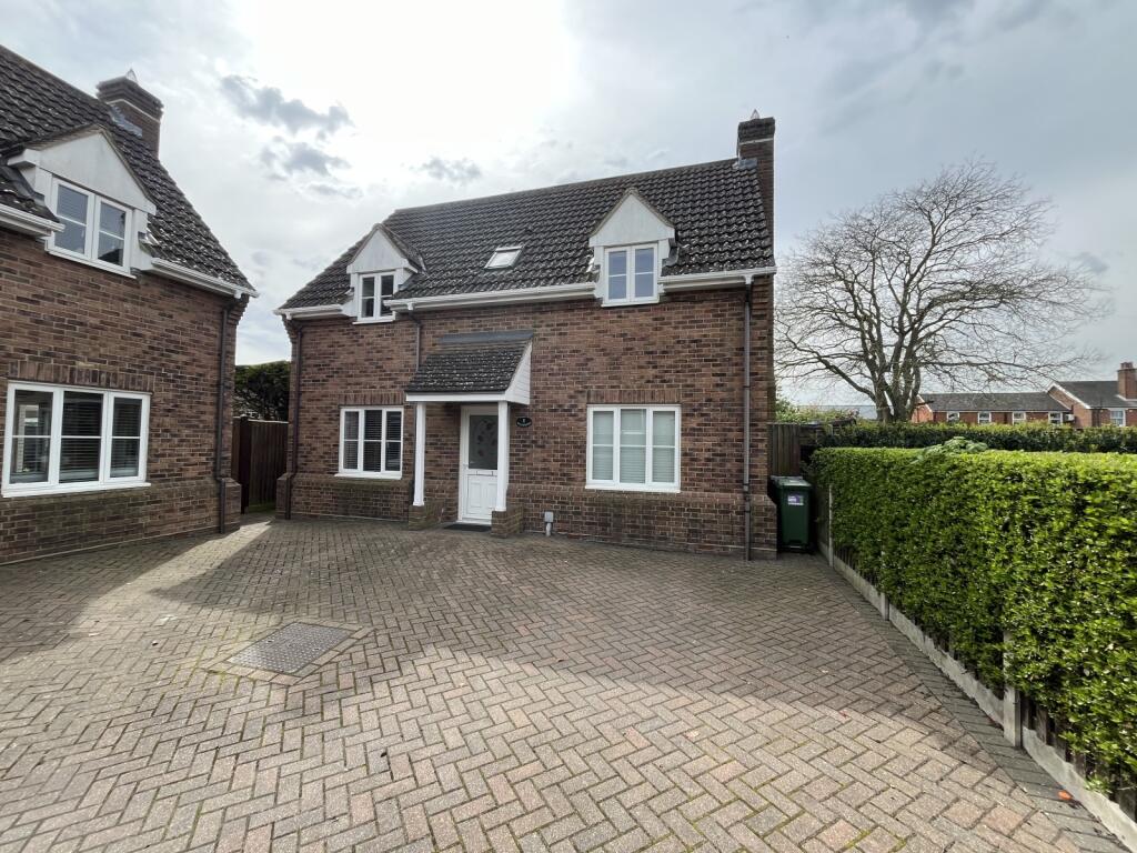 3 bed Detached for rent in Hatfield Peverel. From Beresfords - Witham