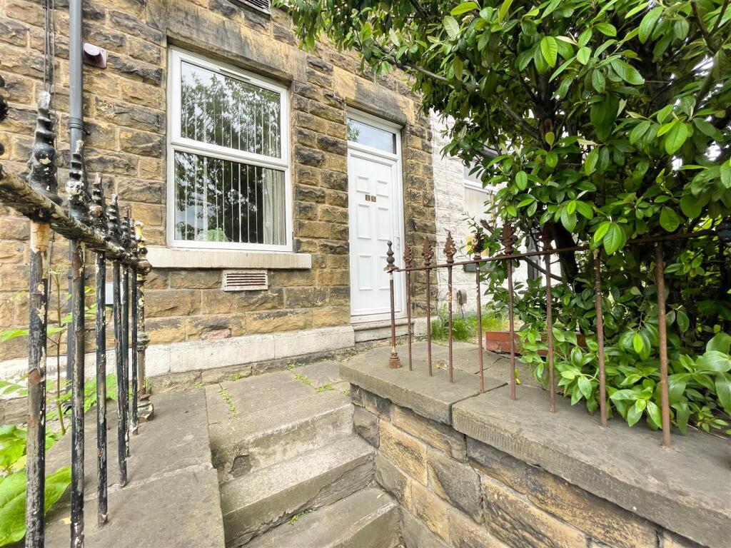 2 bed Mid Terraced House for rent in Dungworth. From United Homes Limited - Oughtibridge