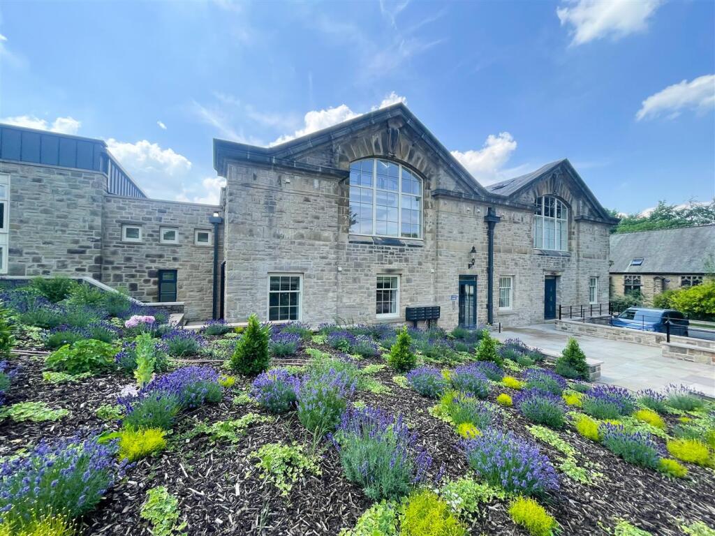 4 bed Mews for rent in Dungworth. From United Homes Limited - Oughtibridge 4 bed Mews for rent in Dungworth. From United Homes Limited - Oughtibridge