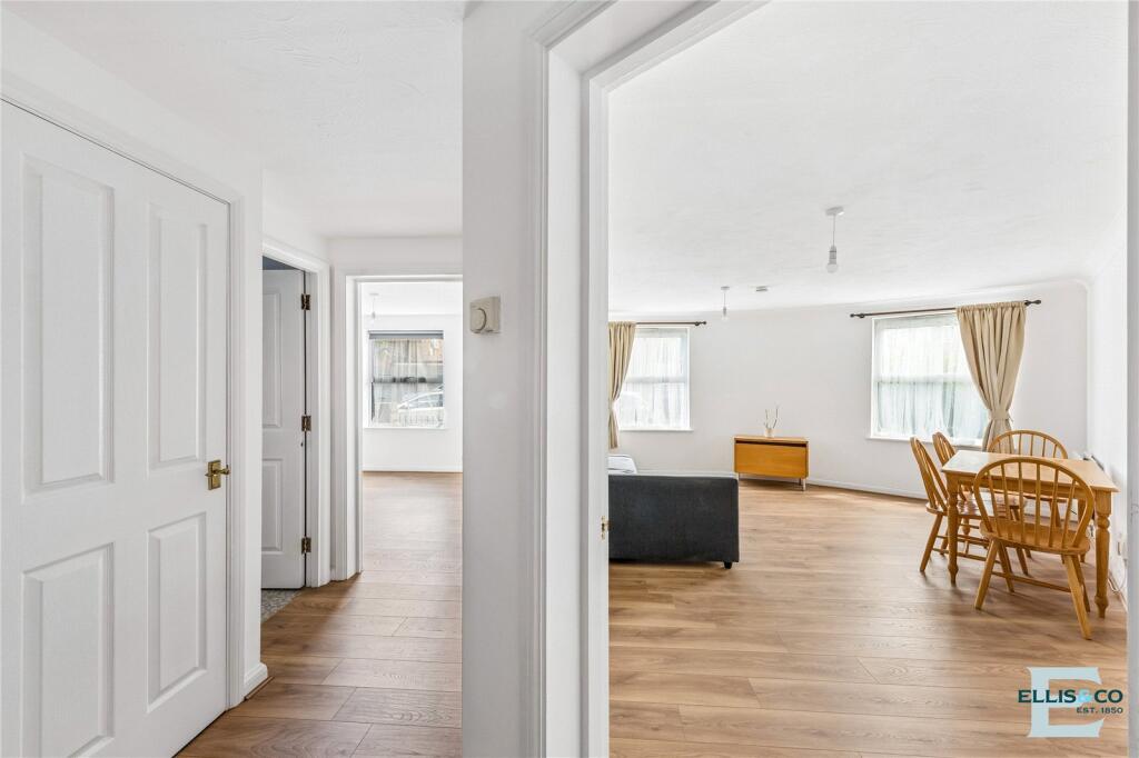 1 bed Apartment for rent in Tottenham. From Ellis & Co - Tottenham 1 bed Apartment for rent in Tottenham. From Ellis & Co - Tottenham