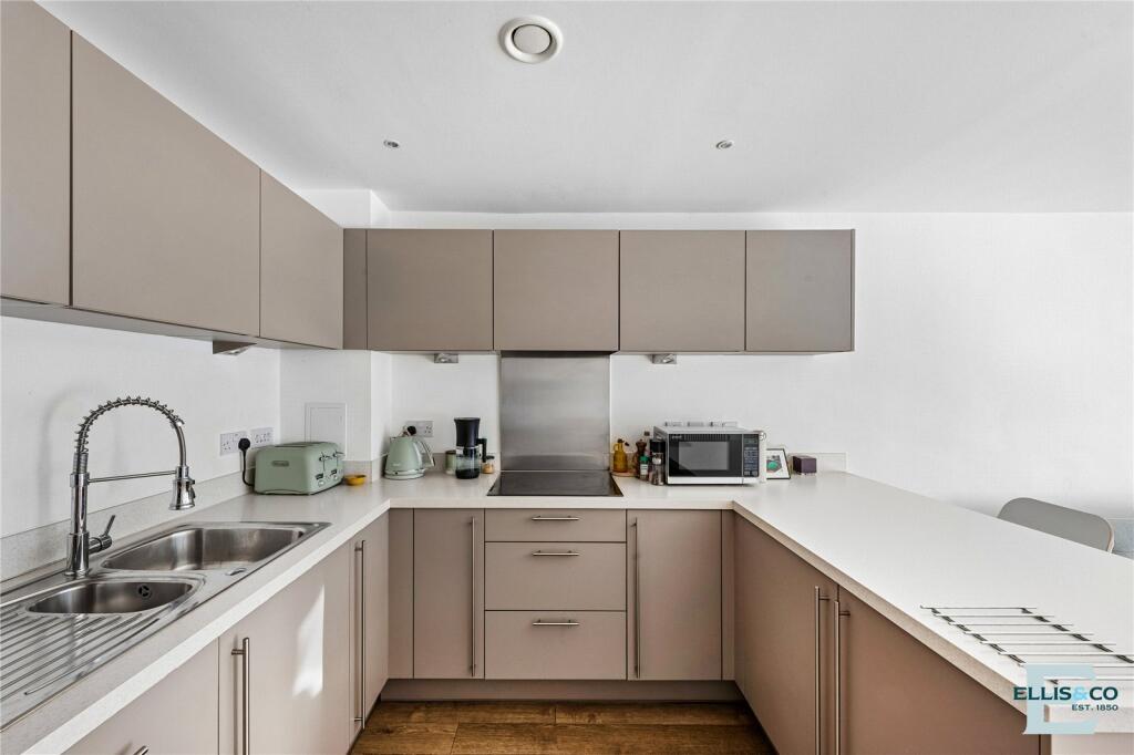 1 bed Apartment for rent in London. From Ellis & Co - Tottenham