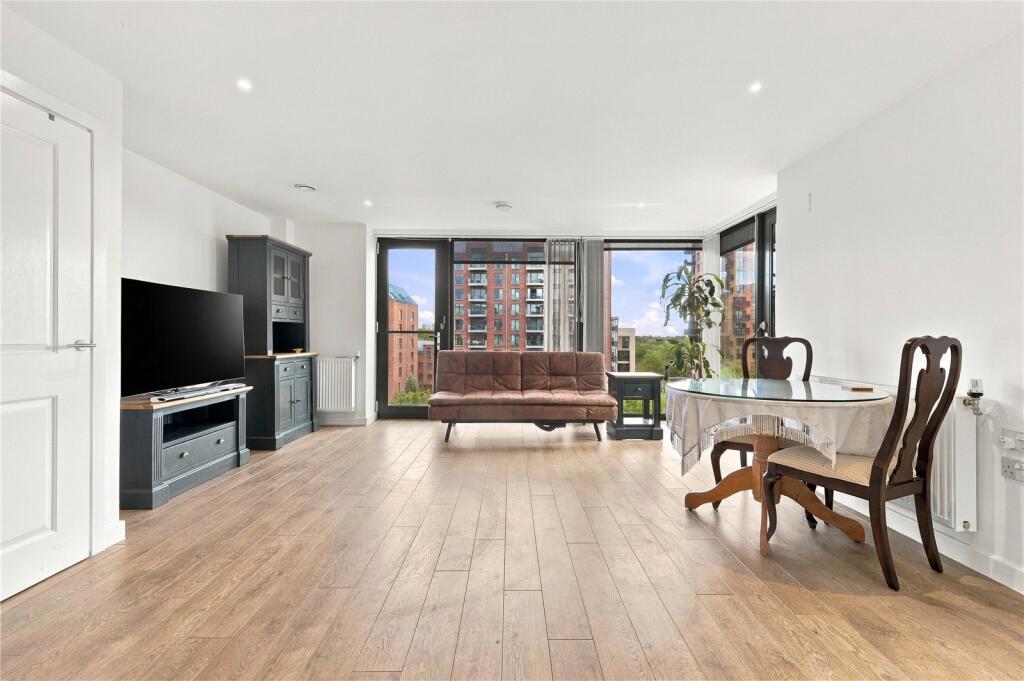 2 bed Apartment for rent in London. From Ellis & Co - Tottenham