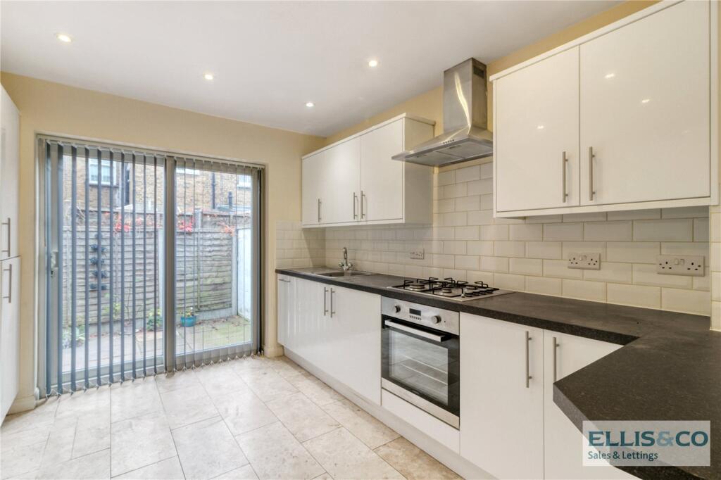 2 bed Mid Terraced House for rent in London. From Ellis & Co - Tottenham
