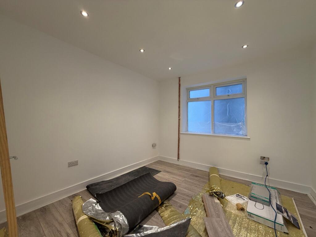 2 bed Apartment for rent in Ashford. From The Frost Partnership - Ashford