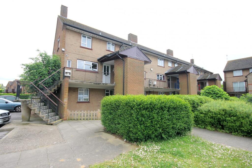 3 bed Apartment for rent in Stanwell. From The Frost Partnership - Ashford 3 bed Apartment for rent in Stanwell. From The Frost Partnership - Ashford
