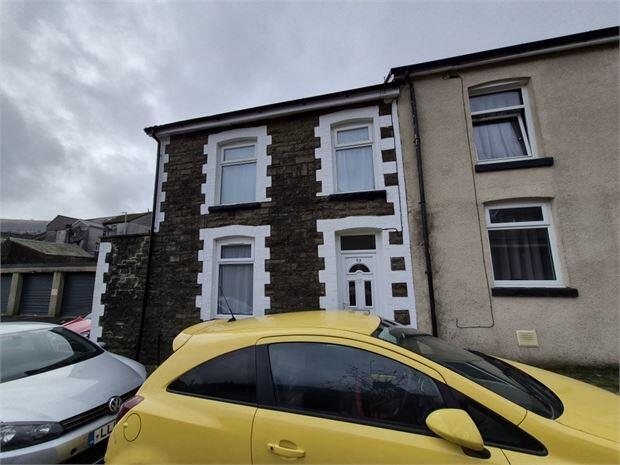 3 bed Mid Terraced House for rent in Ferndale. From PHILLIPS HOMES LETTINGS AND SALES - Tonypandy