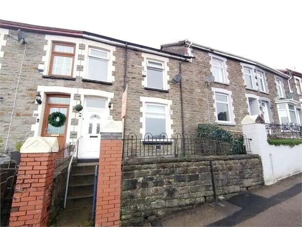 3 bed Mid Terraced House for rent in Tonypandy. From PHILLIPS HOMES LETTINGS AND SALES - Tonypandy