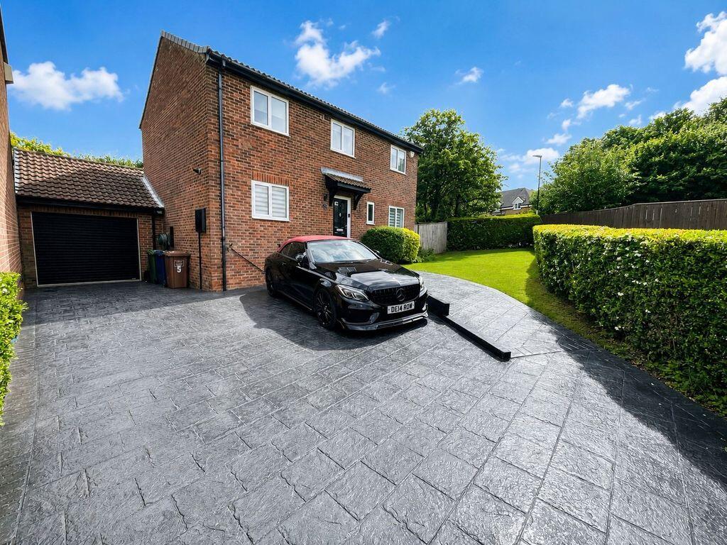 4 bed Detached for rent in Springwell. From Swift Moves - Washington