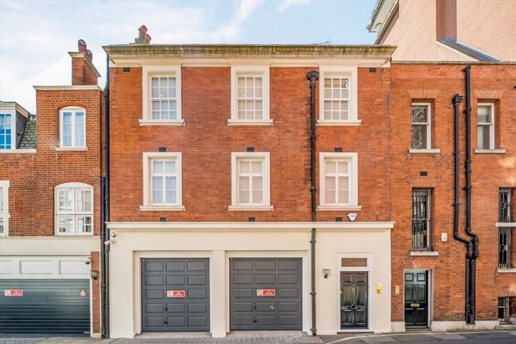 4 bed Mid Terraced House for rent in Paddington. From Wetherell - Mayfair