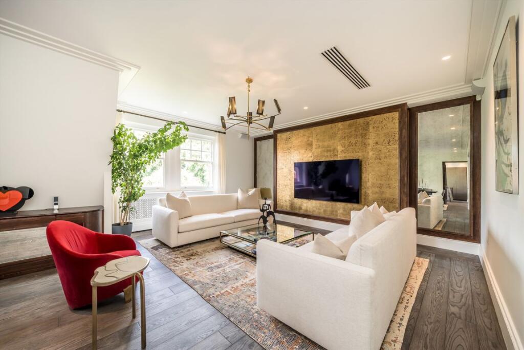 3 bed 1st Floor Flat for rent in Westminster. From Wetherell - Mayfair