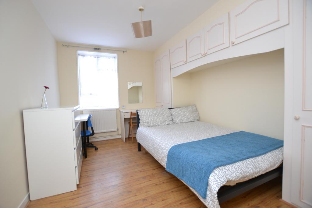 1 bed Room for rent in Bow. From Prime Land Property
