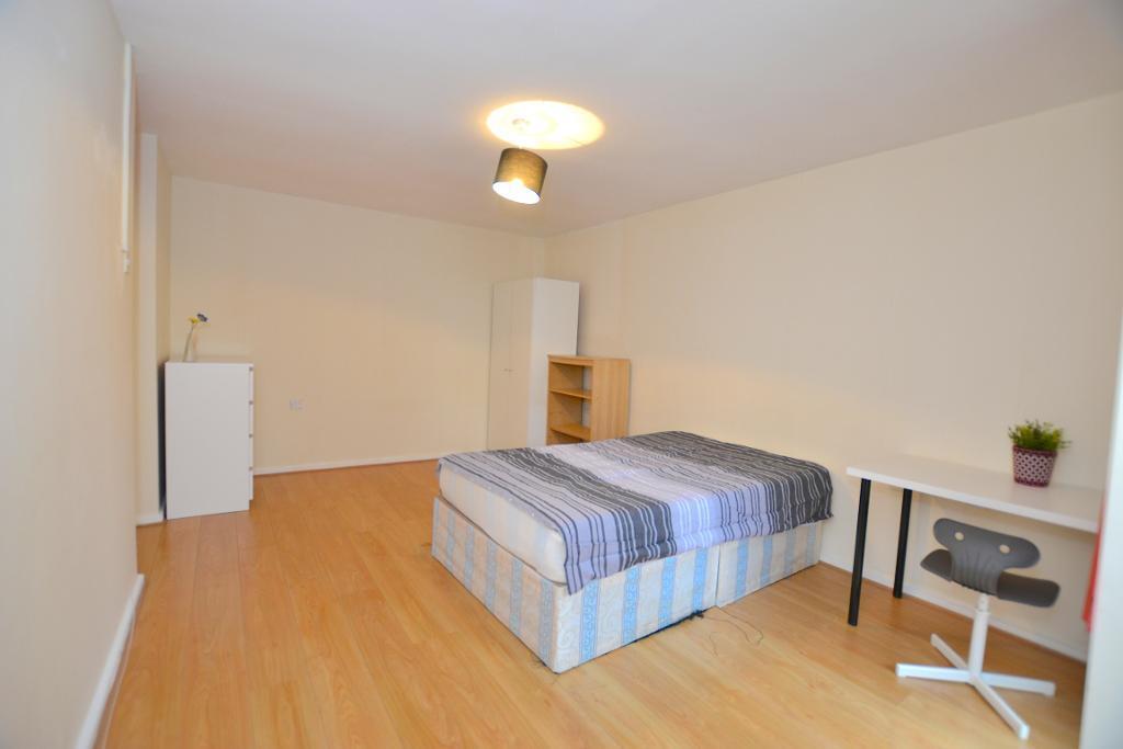 3 bed Detached for rent in Dagenham. From Prime Land Property - London