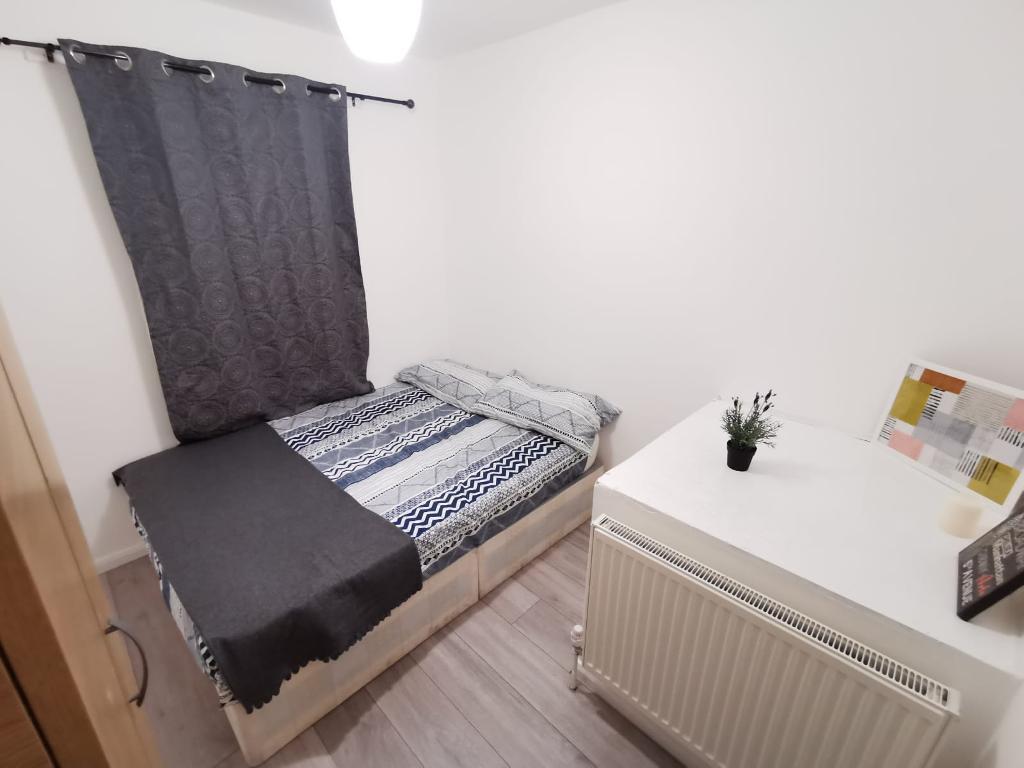 1 bed House Share for rent in Stepney. From Prime Land Property - London