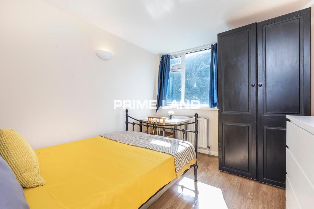 4 bed 1st Floor Flat for rent in Stepney. From Prime Land Property - London