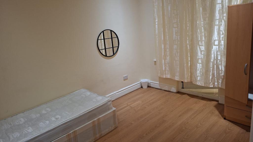 1 bed Detached for rent in Ilford. From Prime Land Property - London 1 bed Detached for rent in Ilford. From Prime Land Property - London