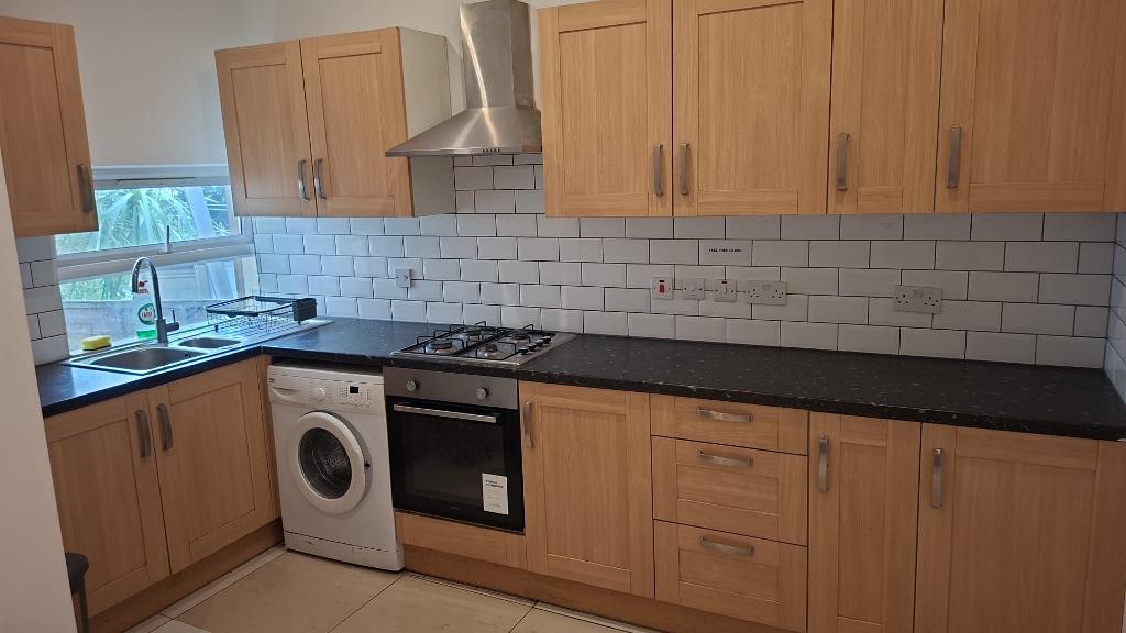 1 bed Detached for rent in Ilford. From Prime Land Property - London 1 bed Detached for rent in Ilford. From Prime Land Property - London