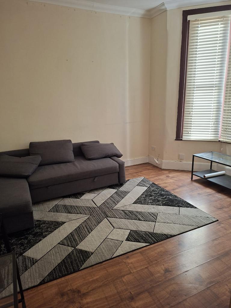 5 bed Semi Detached for rent in East Ham. From Prime Land Property - London 5 bed Semi Detached for rent in East Ham. From Prime Land Property - London
