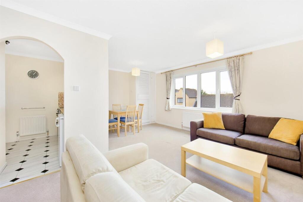 1 bed Apartment for rent in Poplar. From Dawn Sandoval Residential