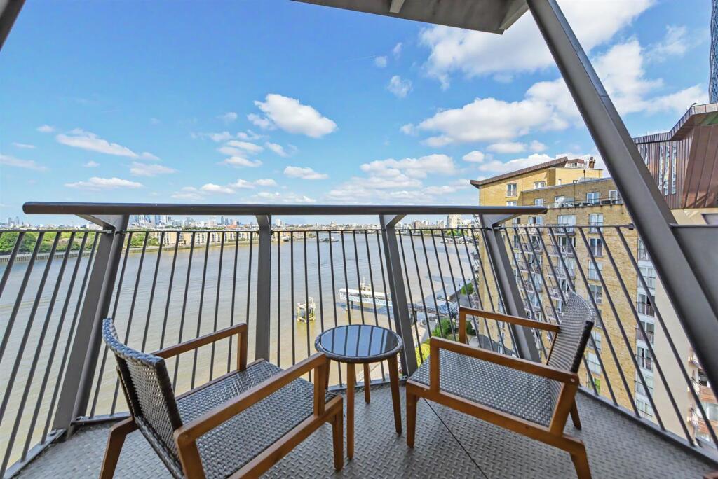 2 bed Apartment for rent in Poplar. From Dawn Sandoval Residential 2 bed Apartment for rent in Poplar. From Dawn Sandoval Residential