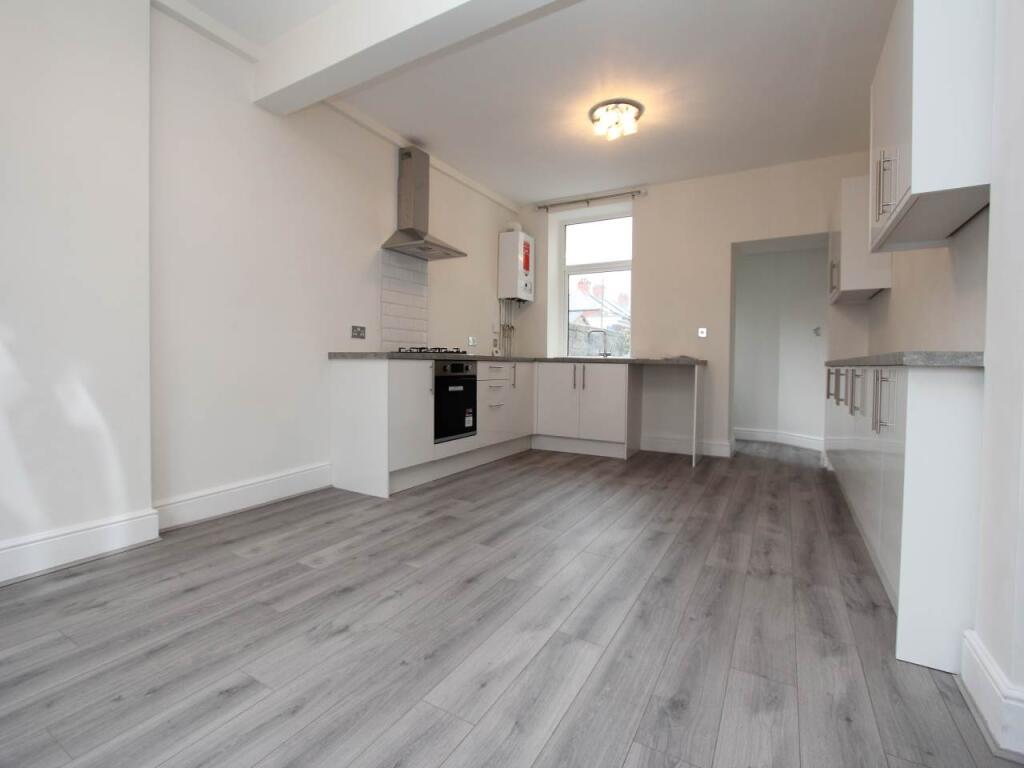 3 bed Detached for rent in Porthceri. From Chris Davies Estate Agents - Rhoose