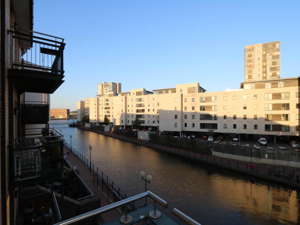 1 bed Apartment for rent in Cardiff. From Chris Davies Estate Agents - Rhoose