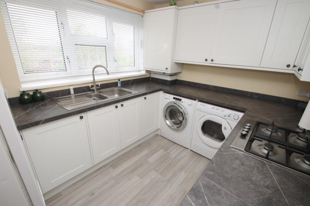 3 bed Flat for rent in Orpington. From Kenton