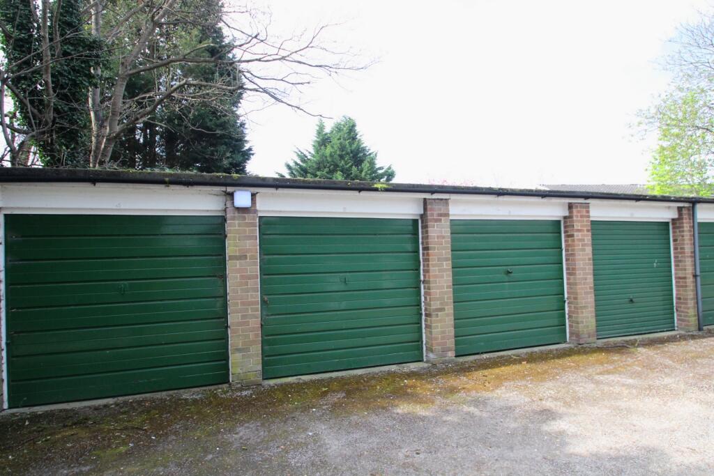 0 bed Garages for rent in Keston Mark. From Kenton - Orpington