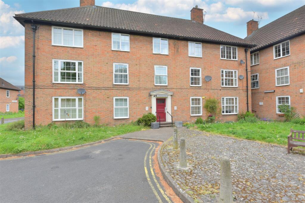 2 bed 1st Floor Flat for rent in York. From Quantum Estate Agents - York