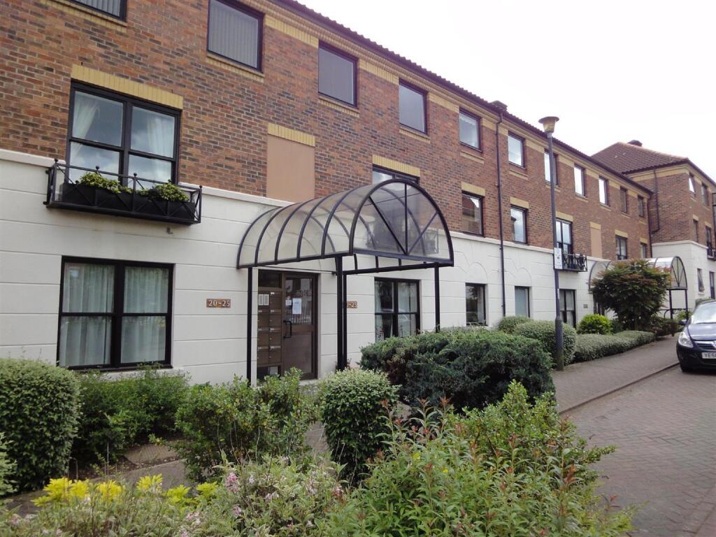 2 bed Apartment for rent in Bishopthorpe. From Quantum Estate Agents - York 2 bed Apartment for rent in Bishopthorpe. From Quantum Estate Agents - York