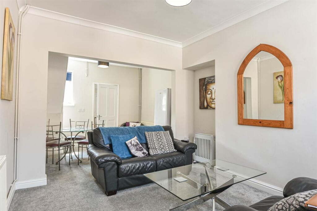 2 bed Mid Terraced House for rent in Knapton. From Quantum Estate Agents - York 2 bed Mid Terraced House for rent in Knapton. From Quantum Estate Agents - York