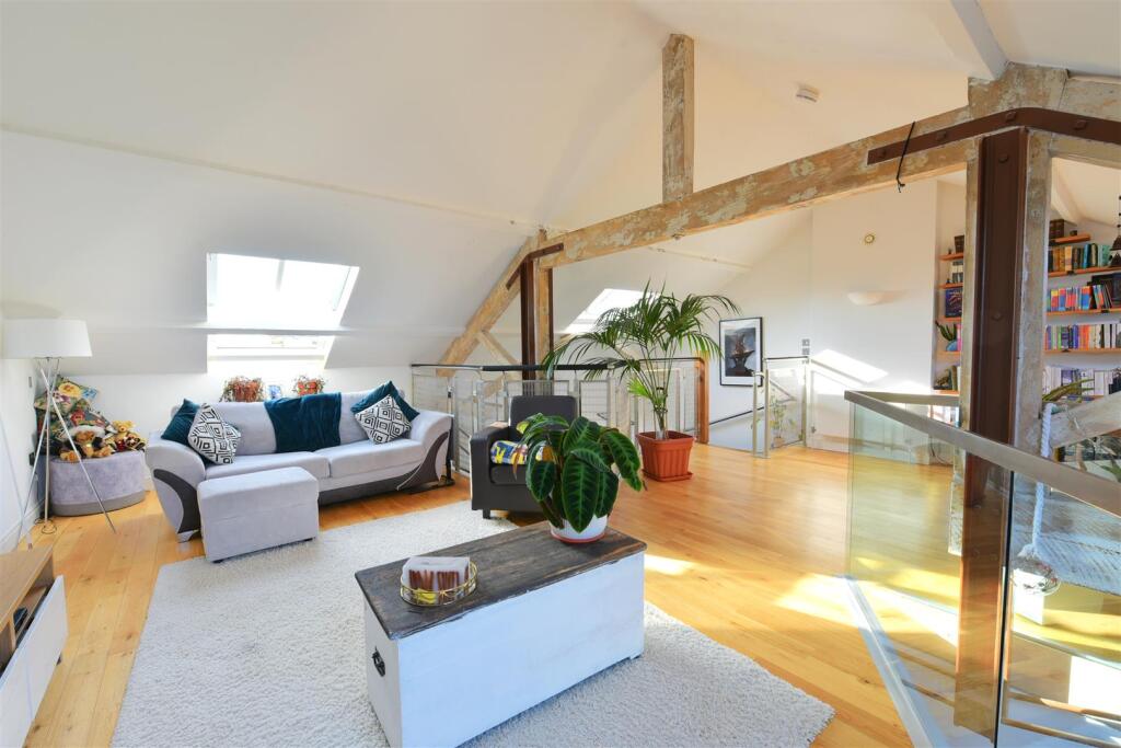 1 bed 1st Floor Flat for rent in York. From Quantum Estate Agents - York 1 bed 1st Floor Flat for rent in York. From Quantum Estate Agents - York