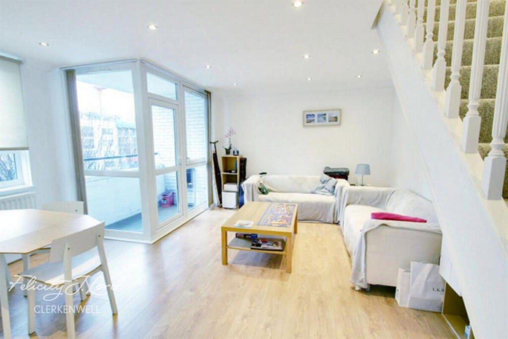 2 bed Apartment for rent in Islington. From Felicity J Lord - Clerkenwell