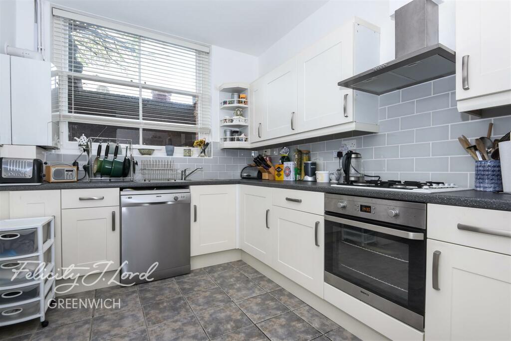 2 bed Flat for rent in Greenwich. From Felicity J Lord - Greenwich