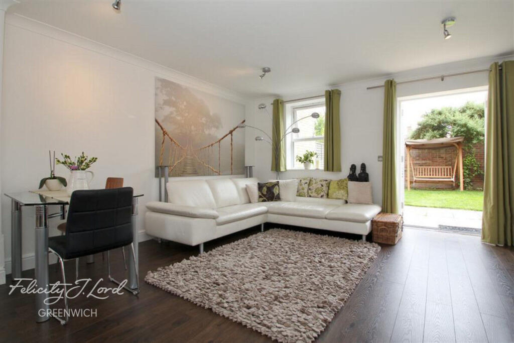 3 bed 1st Floor Flat for rent in London. From Felicity J Lord - Greenwich 3 bed 1st Floor Flat for rent in London. From Felicity J Lord - Greenwich