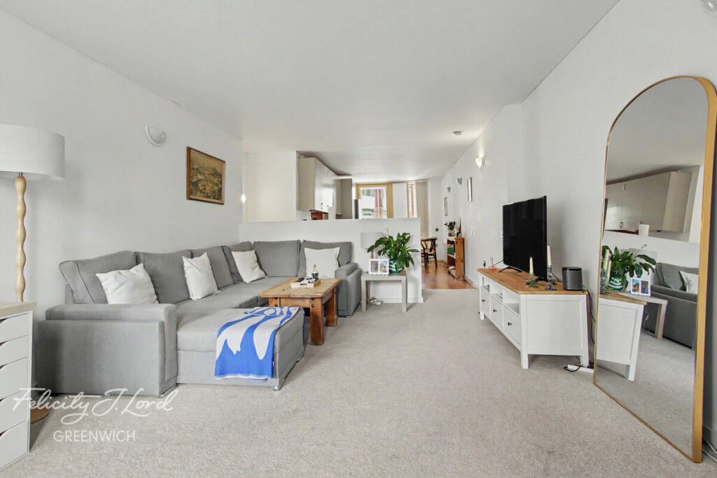 2 bed 1st Floor Flat for rent in London. From Felicity J Lord - Greenwich