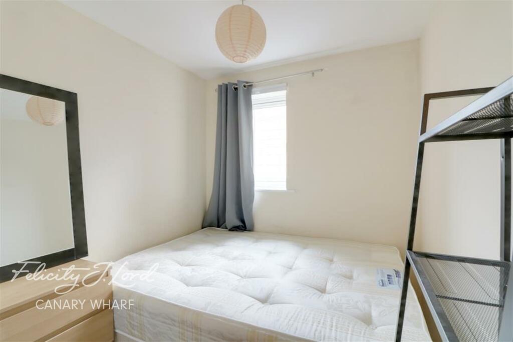0 bed Flat for rent in Poplar. From Felicity J Lord - Canary Wharf