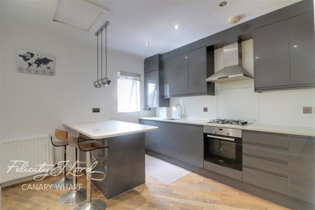 2 bed Flat for rent in Poplar. From Felicity J Lord - Canary Wharf