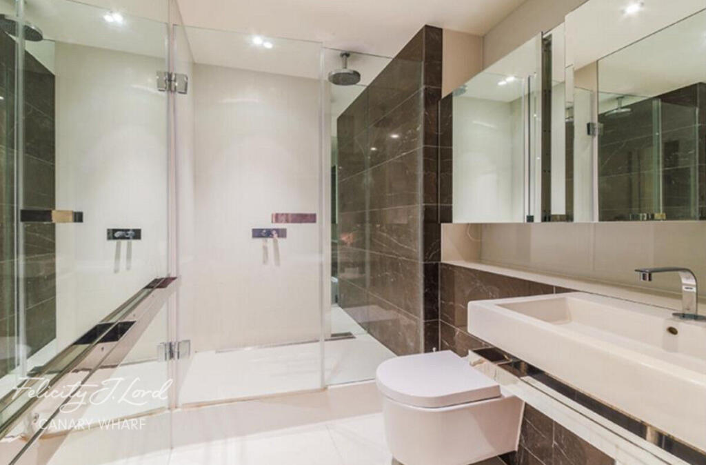 2 bed Apartment for rent in London. From Felicity J Lord - Canary Wharf