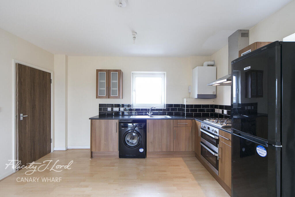 2 bed Apartment for rent in Poplar. From Felicity J Lord - Canary Wharf