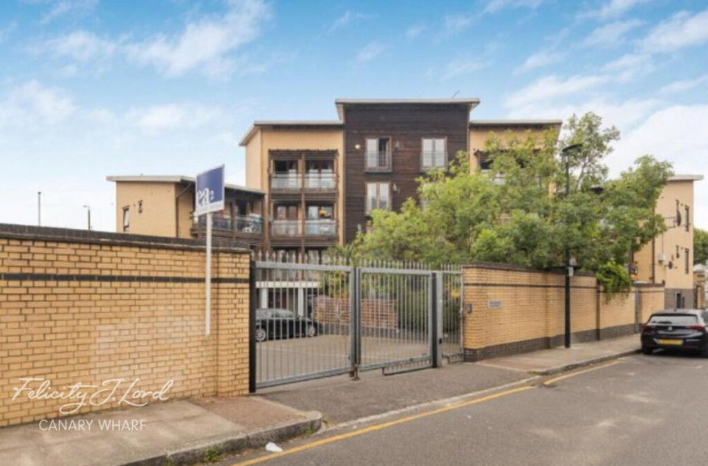 2 bed Apartment for rent in London. From Felicity J Lord - Canary Wharf