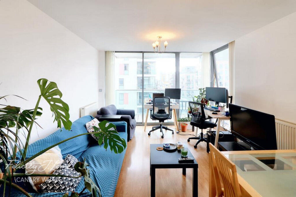 2 bed Apartment for rent in London. From Felicity J Lord - Canary Wharf