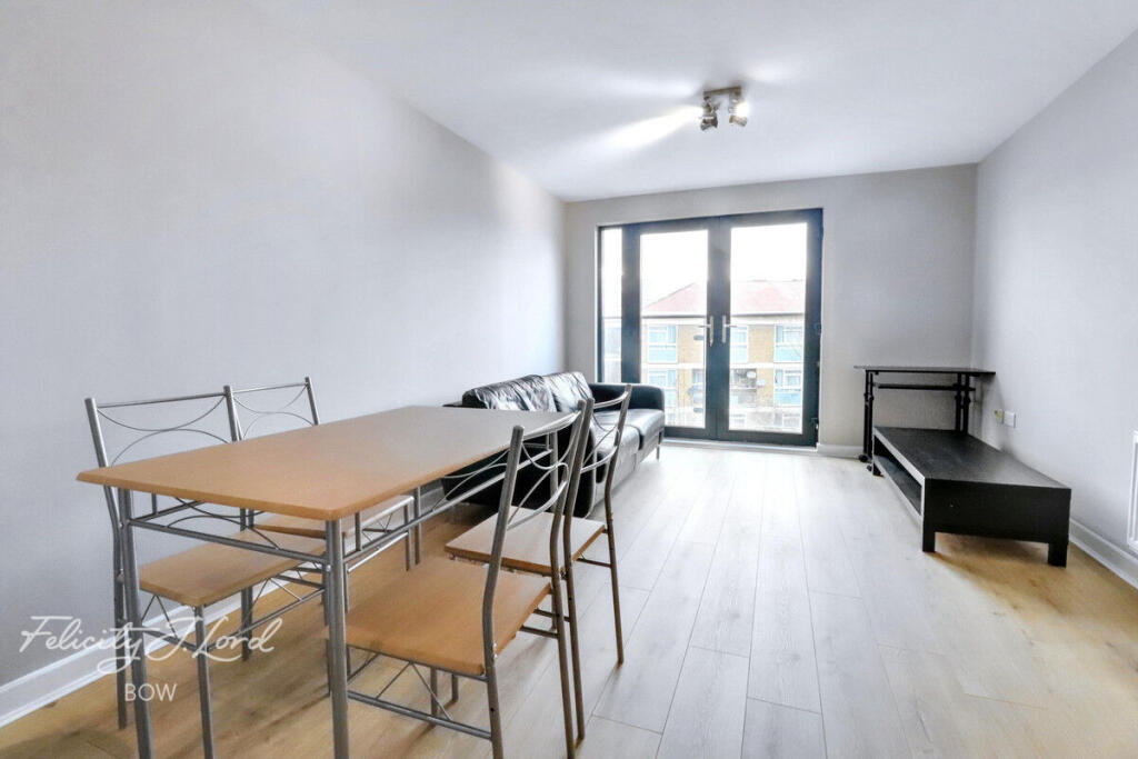 1 bed 1st Floor Flat for rent in London. From Felicity J Lord - Bow